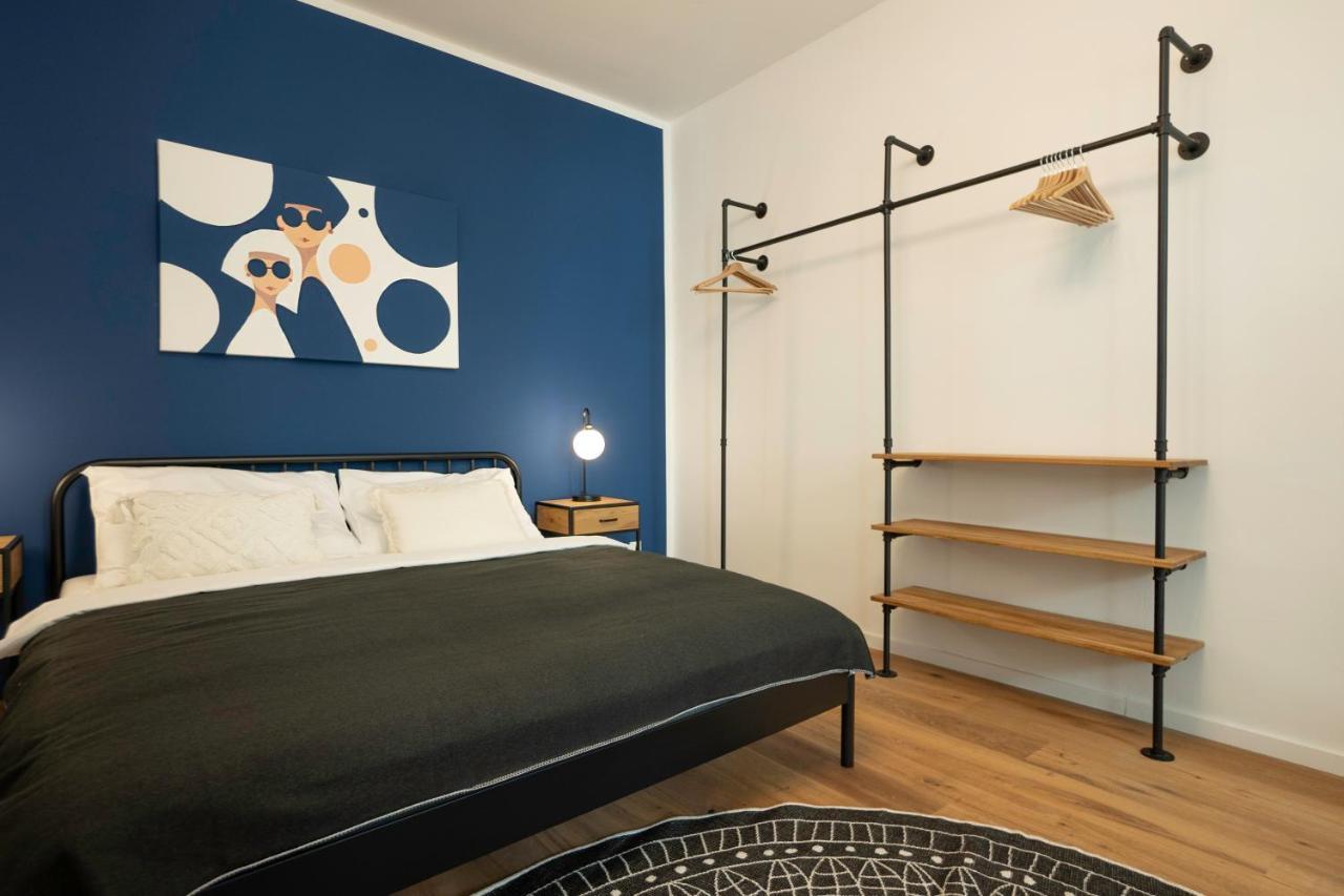 Modern With A Balcony Near Belvedere Apartamento *